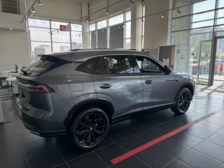 2026 Москвич М70, серебристый, 3099000 рублей, вид 3