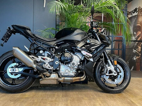 2025 BMW S 1000 R, чёрный, 2550000 рублей, вид 1