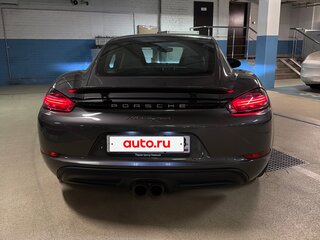 2018 Porsche Cayman III 718 (982), серый, 5350000 рублей, вид 2