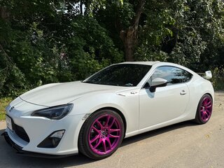 2013 Toyota GT86 I, белый, 2000000 рублей, вид 1