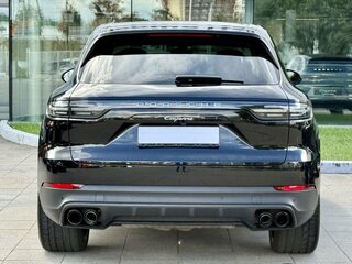 2020 Porsche Cayenne III, чёрный, 5790000 рублей, вид 4