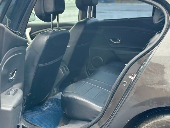 2010 Renault Fluence I, чёрный, 520000 рублей - вид 10