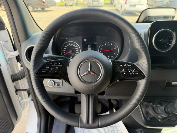 2025 Mercedes-Benz Sprinter, белый, 8900000 рублей - вид 8