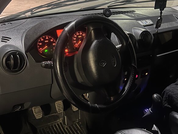 2008 Renault Logan I, белый, 390000 рублей - вид 4