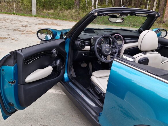 2021 Mini Cabrio Cooper S III Рестайлинг 2, голубой, 3099000 рублей - вид 8
