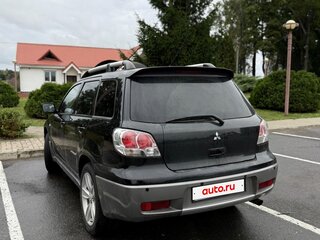 2004 Mitsubishi Outlander I, чёрный, 620000 рублей, вид 5