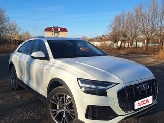 2020 Audi Q8 55 TFSI I (4M), белый, 5500000 рублей, вид 2