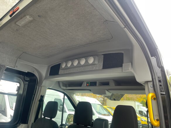 2021 Ford Transit, чёрный, 3990000 рублей - вид 15