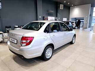 2025 Lada (ВАЗ) Granta I Рестайлинг, серебристый, 1099500 рублей, вид 2