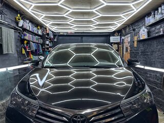 2013 Toyota Corolla XI (E160, E170, E180), чёрный, 1050000 рублей, вид 1