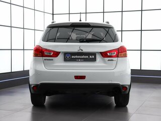 2013 Mitsubishi ASX I Рестайлинг, белый, 1385000 рублей, вид 5