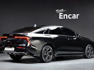 2023 Kia K5 III Рестайлинг, чёрный, 2390000 рублей, вид 2