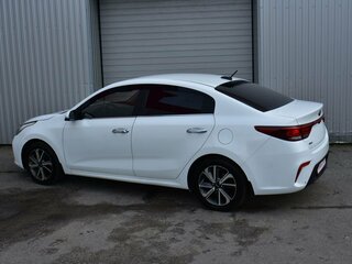 2017 Kia Rio IV, белый, 999000 рублей, вид 3