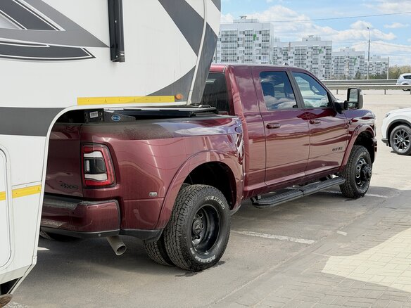 2023 RAM 3500, пурпурный, 16750000 рублей - вид 34