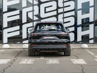 2018 Porsche Cayenne III, чёрный, 4995000 рублей, вид 4