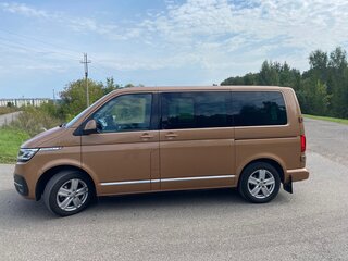 2021 Volkswagen Caravelle T6 Рестайлинг, золотистый, 5950000 рублей, вид 5