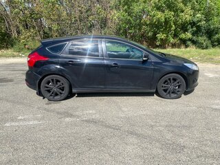 2011 Ford Focus III, чёрный, 565000 рублей, вид 5