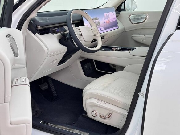 2026 Lynk & Co 900, белый, 9500000 рублей - вид 20
