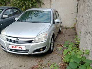 2008 Opel Astra H Рестайлинг, серебристый, 495000 рублей, вид 2