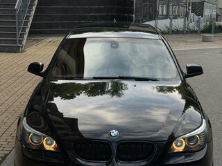 2009 BMW 5 серии 520d V (E60/E61) Рестайлинг, чёрный, 1200000 рублей, вид 4