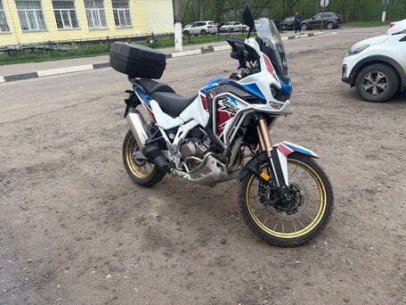 2020 Honda CRF 1000L Africa Twin, белый, 1299999 рублей, вид 2