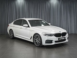 2019 BMW 5 серии 520d xDrive VII (G30/G31/G38), белый, 3879000 рублей, вид 1