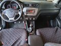 2017 Kia Rio III Рестайлинг, чёрный, 950000 рублей - вид 4