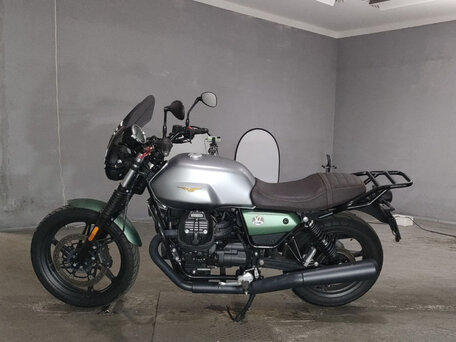 2022 Moto Guzzi V 7, серебристый, 550000 рублей, вид 1