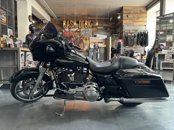 2016 Harley-Davidson Street Glide Special, чёрный, 1870000 рублей - вид 1