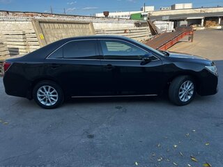 2013 Toyota Camry VII (XV50), чёрный, 1430000 рублей, вид 3
