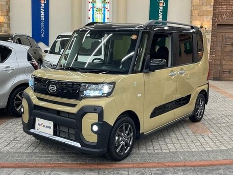 Daihatsu Tanto IV
