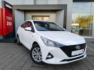 2022 Hyundai Solaris II Рестайлинг, белый, 1555170 рублей, вид 1
