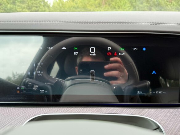2025 Denza N9 46.9 kWh, чёрный, 7025000 рублей - вид 16