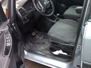 2004 Opel Zafira A Рестайлинг, серый, 400000 рублей, вид 3