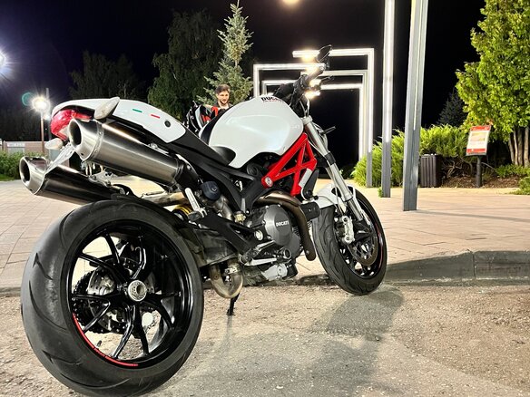 2011 Ducati Monster 796, белый, 590000 рублей - вид 7