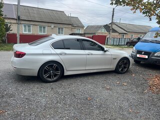 2014 BMW 5 серии 520i VI (F10/F11/F07) Рестайлинг, белый, 2050000 рублей, вид 4