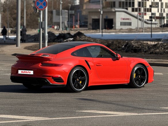 2016 Porsche 911 Turbo S VII (991) Рестайлинг, оранжевый - вид 4