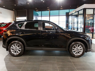 2026 Mazda CX-5 II Рестайлинг, чёрный, 4490000 рублей, вид 4
