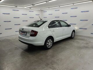 2019 Skoda Rapid I Рестайлинг, белый, 1085000 рублей, вид 4