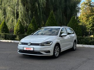 2020 Volkswagen Golf TGI BlueMotion VII Рестайлинг, белый, 1870000 рублей, вид 2
