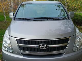 2011 Hyundai Grand Starex I, серый, 1660000 рублей, вид 1
