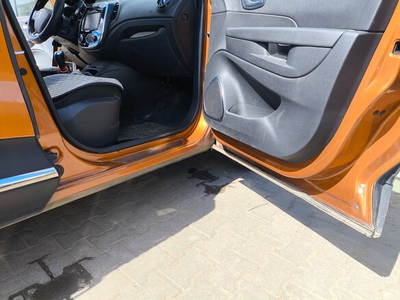 2019 Renault Captur I Рестайлинг, коричневый, 1650000 рублей - вид 17