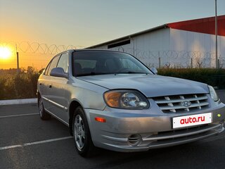 2003 Hyundai Accent II Рестайлинг, серебристый, 375000 рублей, вид 3