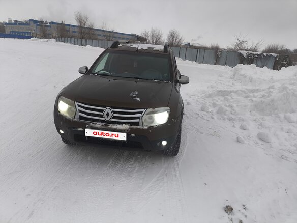 2013 Renault Duster I, коричневый, 700000 рублей