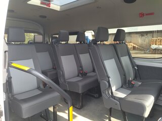 2020 Toyota HiAce H300, серебристый, 3800000 рублей, вид 5