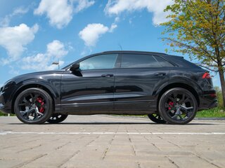 2021 Audi SQ8 I (4M), чёрный, 10000000 рублей, вид 4