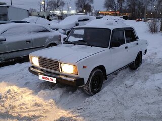 2003 Lada (ВАЗ) 2105, белый, 200000 рублей, вид 1