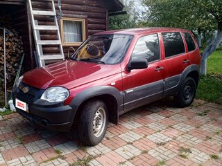 2012 Chevrolet Niva I Рестайлинг, красный, 470000 рублей, вид 4