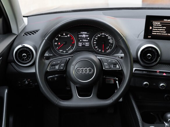 2021 Audi Q2 35 TFSI I Рестайлинг, чёрный - вид 15