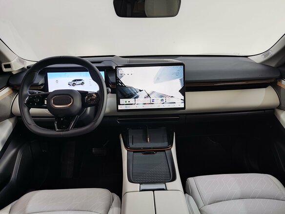 2023 Lynk & Co 08 39.6 kWh I, серый, 5600000 рублей - вид 7